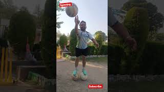 #spinning #rotation #football #footballskillschallenge #viralshort #footballer #skills #viralvideo