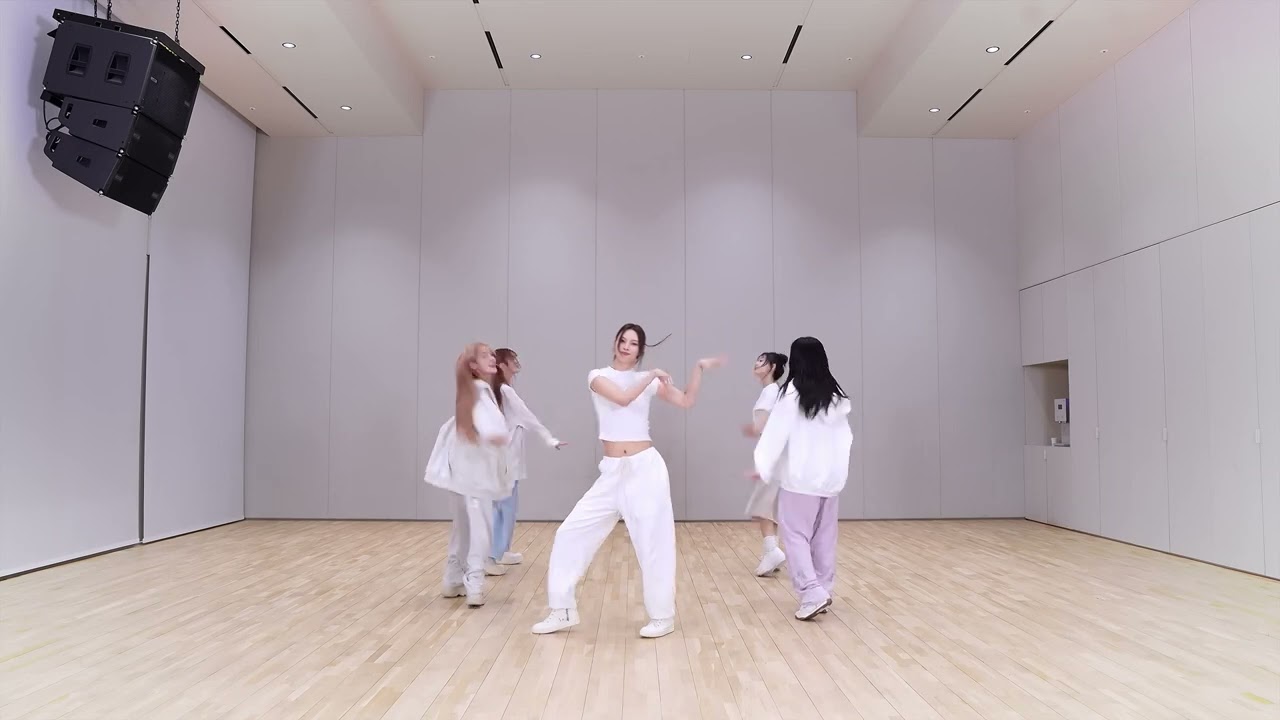 ILLIT (아일릿) "Tick Tack" Dance Practice Mirrored [4k]