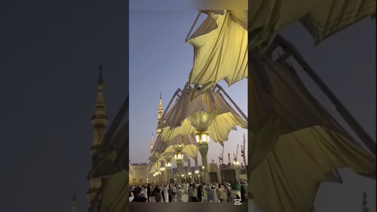 Haris Waheed With Father Umrah 