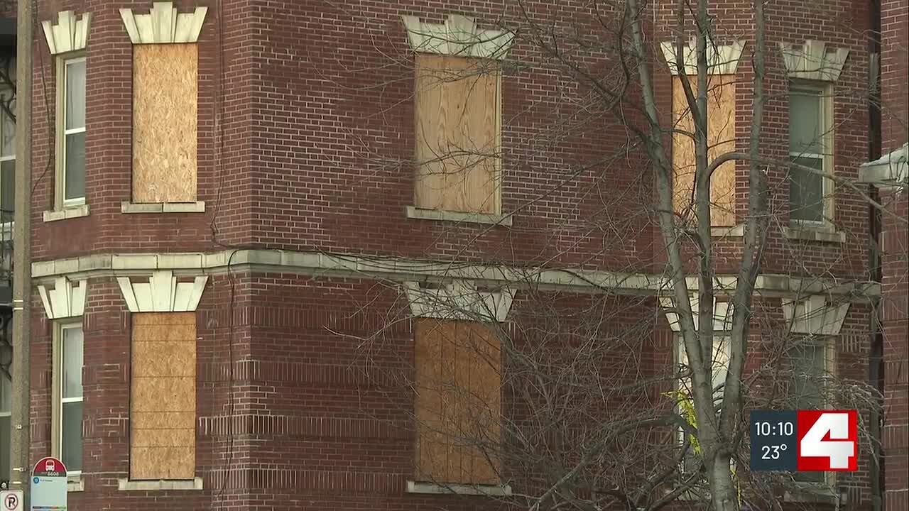 Central West End apartment building hit by fire during snowstorm is condemned