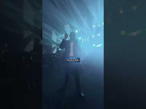 اللوك الجديد عمرو دياب من حفل زفاف بالكويت