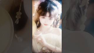 She Beaware Of The Fact That He Is Her Idol