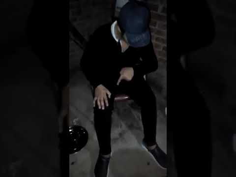 اسد وقال الجمل نفسي اسالك سؤالين بصوت مصريه