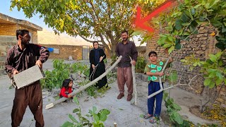 Download Lagu Ali and Sefigel's effort to build a house: an adventure that changed the course of the family's life MP3 Download Lagu Ali and Sefigel's effort to build a house: an adventure that changed the course of the family's life MP3