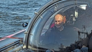 Владимир Путин погрузился на дно Черного моря в батискафе