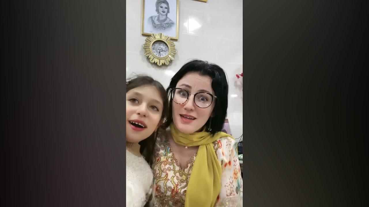 SULTANA CHERINE LIVE