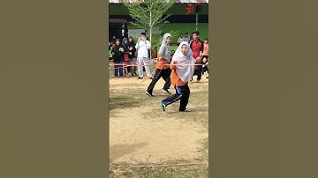 Lomba Membawa Kaleng Menggunakan Getah & Tali Memperingati HUT RI Ke-78 MTs Negeri Singkawang