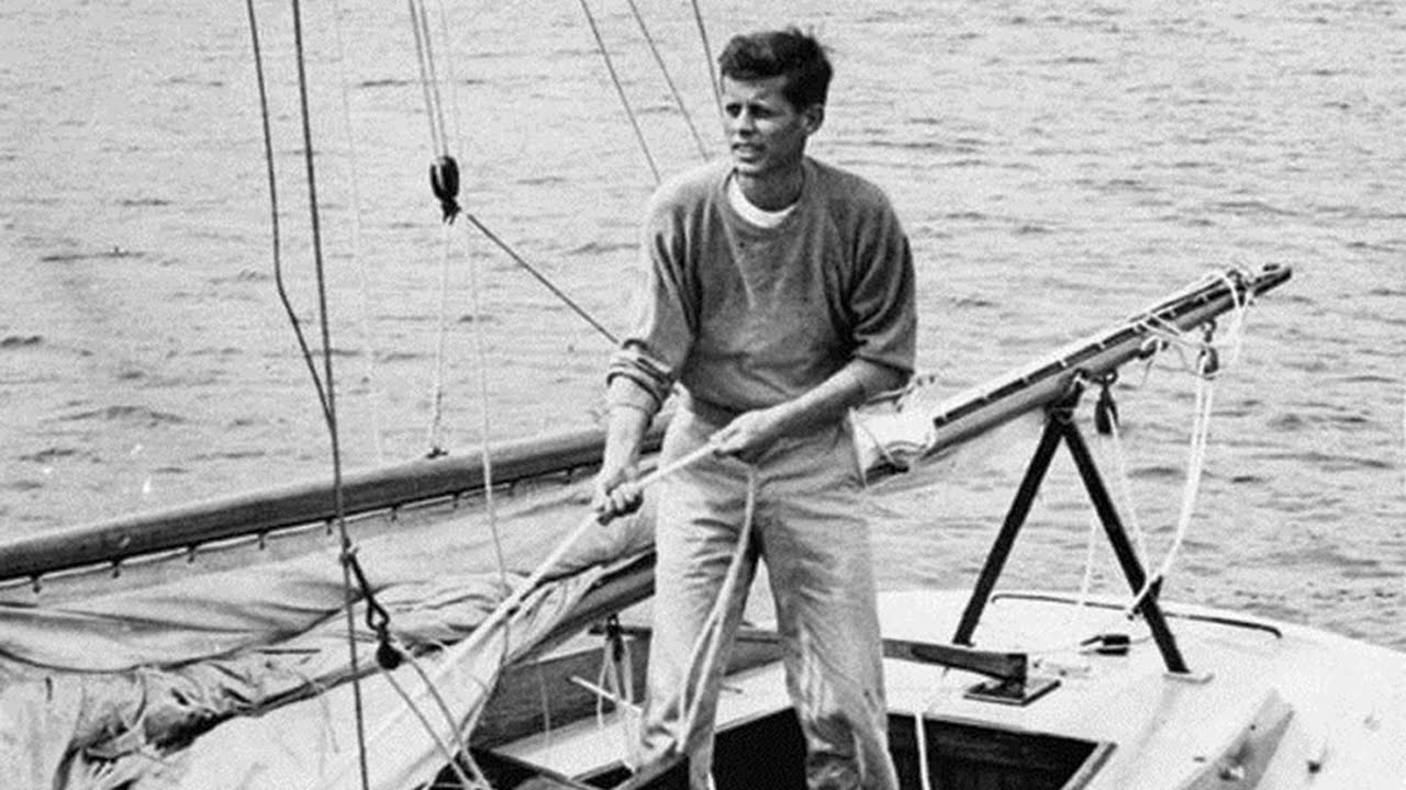 JFK’s racing boat, Flash II, will be sold at auction on  JFK’s racing boat, Flash II, will be sold at auction on