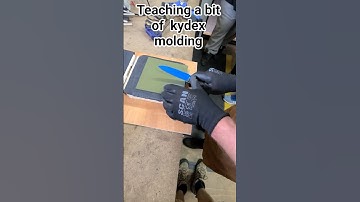 Making a taco sheath from kydex in od green #kydex #kydexsheath #kydexmold