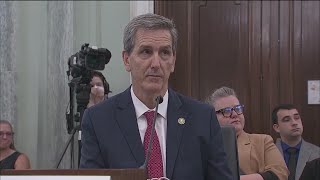 Head of the FAA to resign, allowing Trump to pick his successor