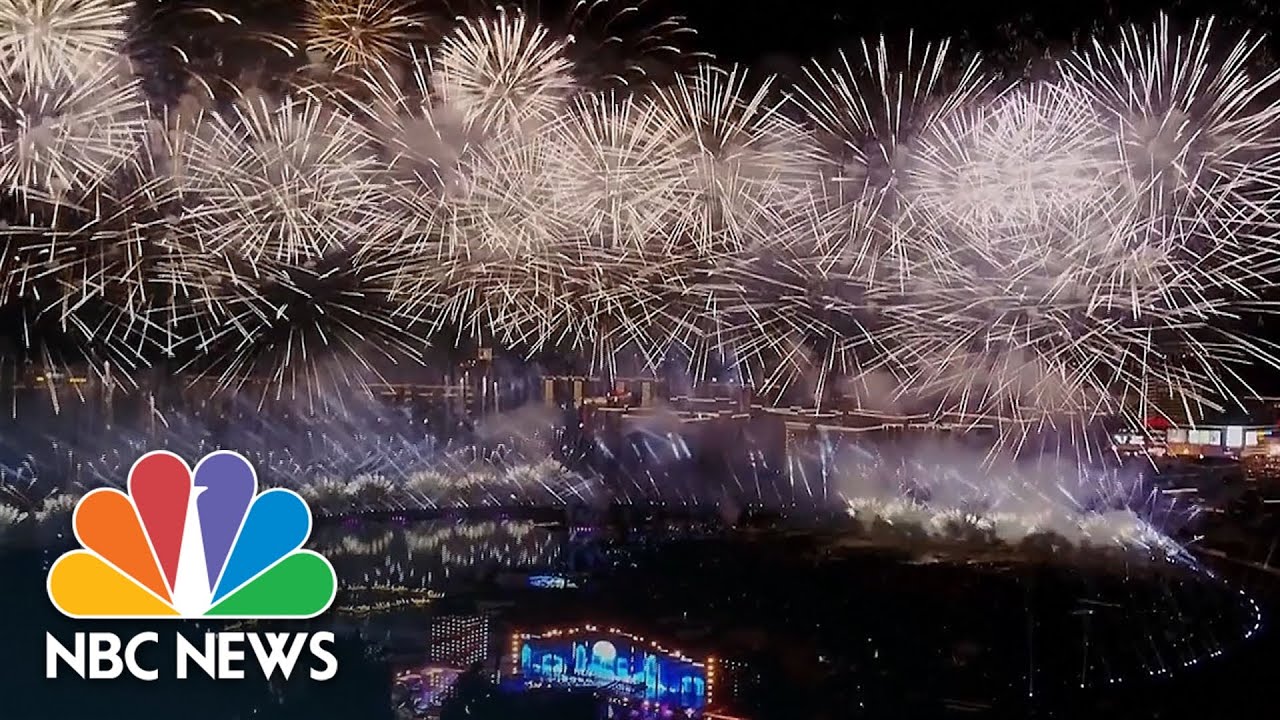 China Celebrates Mid-Autumn Festival To Kick Off Harvest Season