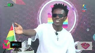 Strongman says his song ''Scars'' is not a diss targeted at any individual. WATCH