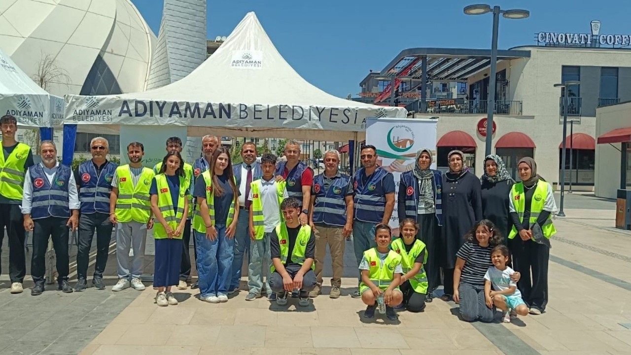 Adıyamanlılar Vakfı Adıyaman Şubesi’nden aşure ikramı