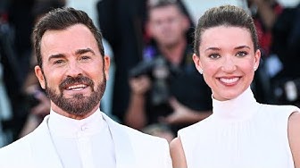Justin Theroux and Nicole Brydon Bloom ENGAGED! Justin Theroux and Nicole Brydon Bloom ENGAGED! thumbnail
