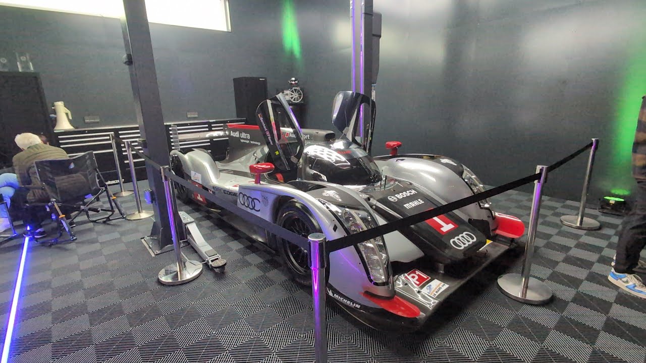 Einweihung beim DTM Champion Timo Scheider am Nürburgring.