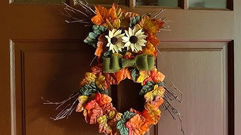 DIY Fall Owl Wreath Tutorial