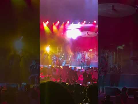 Isley Brothers - Groove with You (Live)