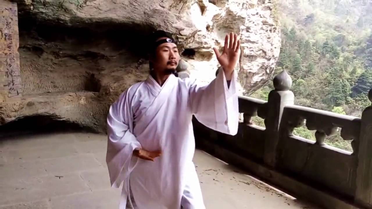 Wu Dang Mi Chuan Tai Chi Chuan 36 武当秘传太极拳36式【Xu Wei Han】