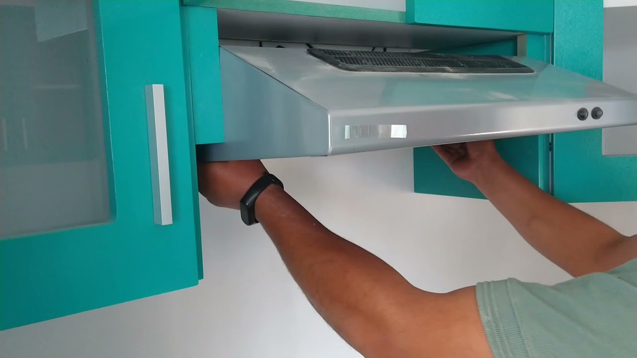 Instalación de una campana para cosina. 