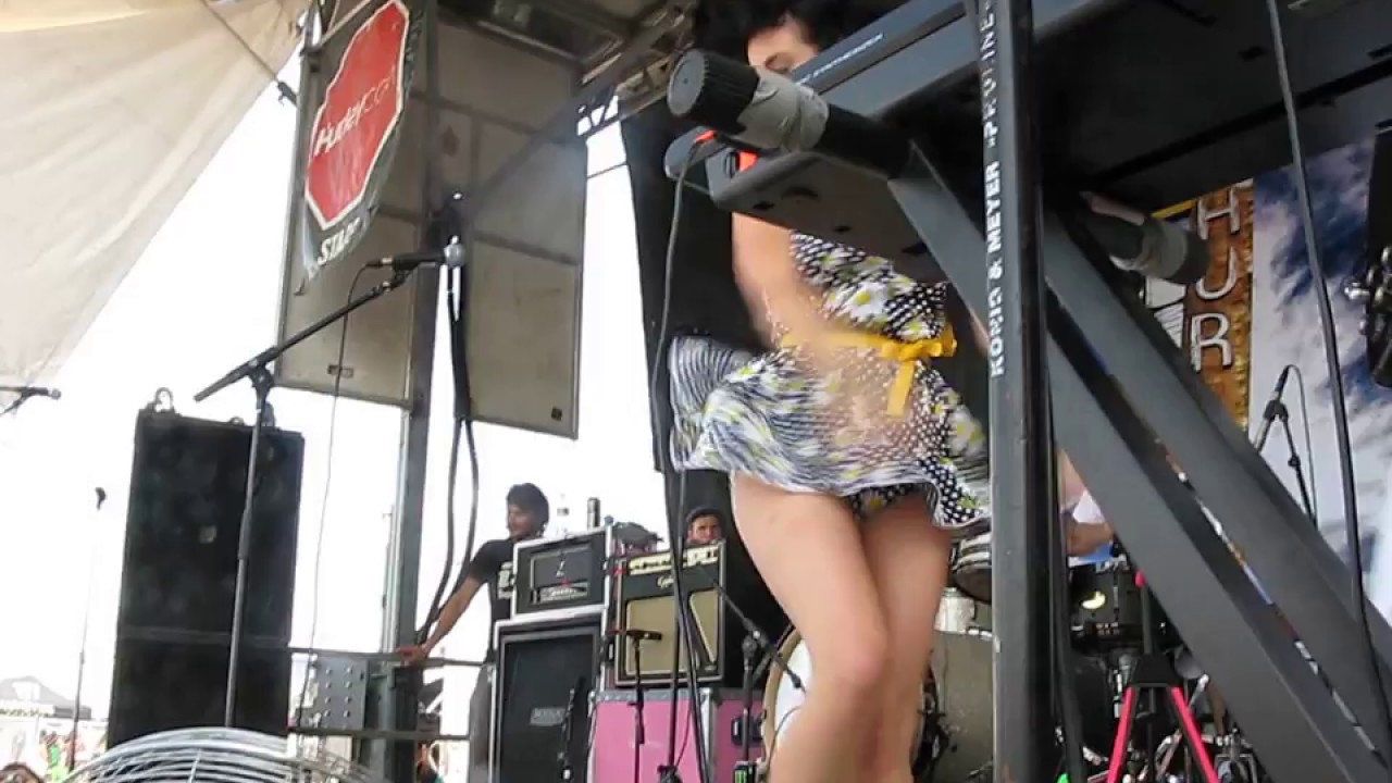 halsey warped tour