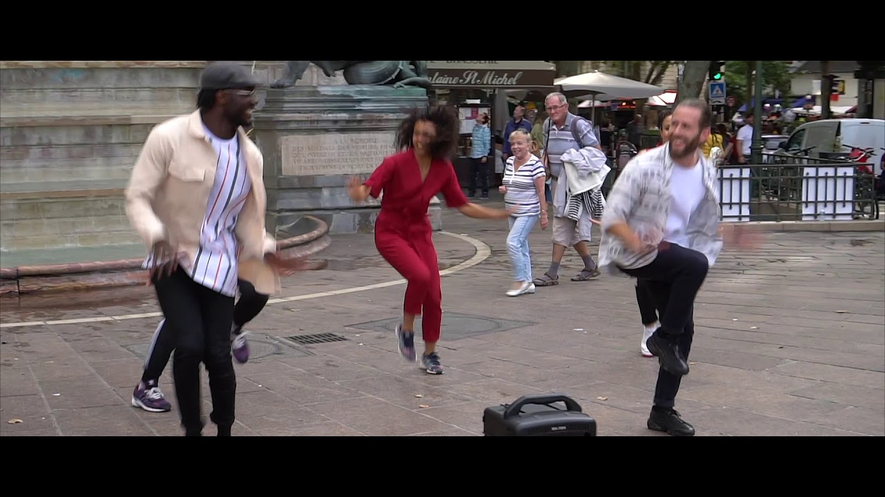 Flashmob Anniversaire Surprise Gabrielle Eychenne Danseuse Choregraphe Paris Flashmob Anniversaire Surprise Gabrielle Eychenne Danseuse Choregraphe Paris