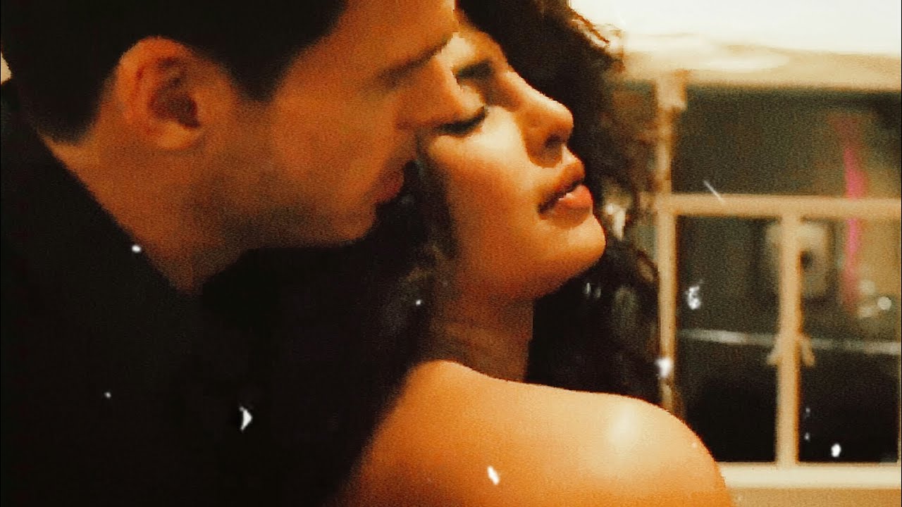 Citadel Kissing Scene Priyanka Chopra kissing Scene Richard