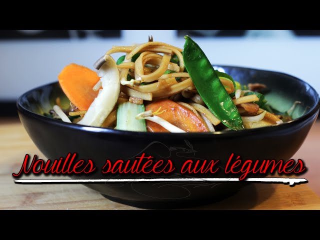 Wok de nouilles udon aux légumes & gomasio Recette