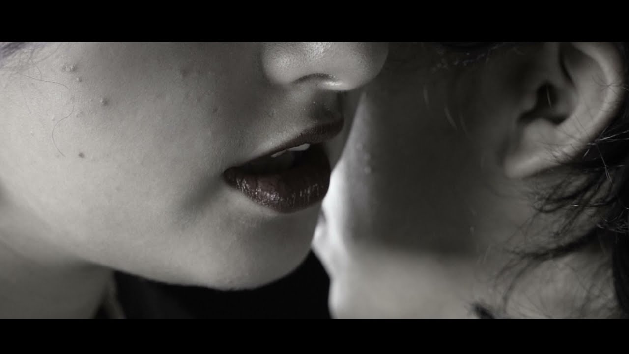 Fernanda Salinas - Chica Caníbal (Videoclip Oficial)