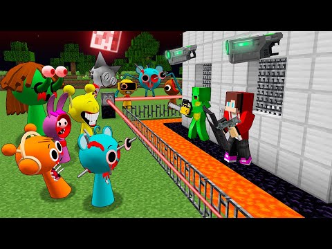 Protect your home from Spranky Myzen and Mikey Zenichi Minecraft
