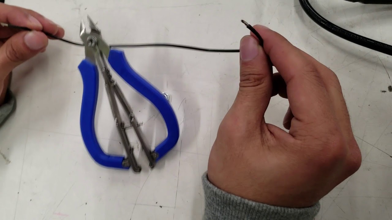 Teaching someone how to solder! YouTube