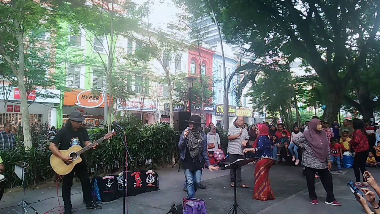 Artis Lama Abot Gegar Sogo Dgn Kuda Hitam By Puteri Busker