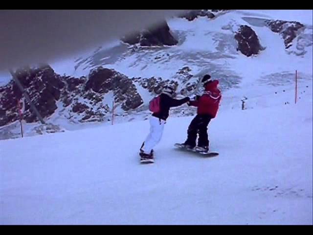 Susy ed il maestro del Cervino @ lezioni di snowboard.wmv