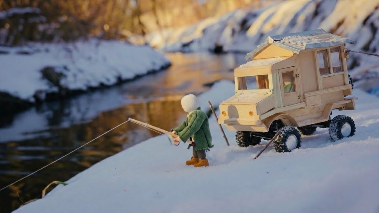 Went fishing on RC off-road camper 🚚 ❄️ 🎣