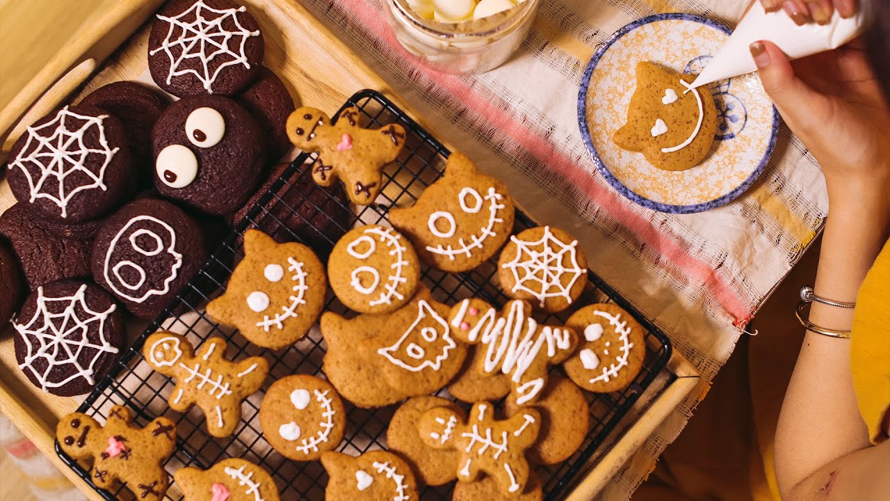 I make some cookies for Halloween - My new hobby | Chow in the Town