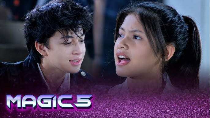 Porno qiz dostining eshagini yalaydi Ladyboy crossdresser video