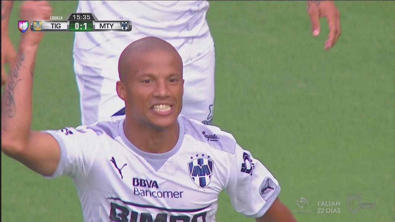 Carlos Sanchez Aprovecha Los Descuidos De La Defensa De Tigres Para Anotar Youtube