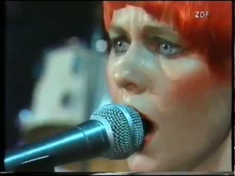 The B-52's -  BBQ Live (1998)