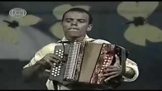 HAROL RIVERA AHORA SI PUYA FESTIVAL VALLENATO 2000