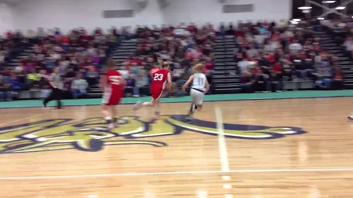Alyssa Crosby basket