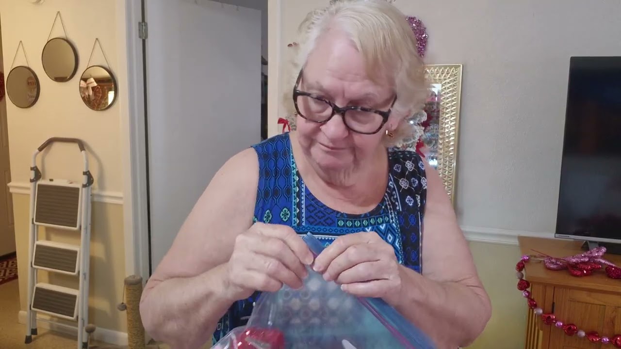 Recogiendo decoración 14 Feb 2026