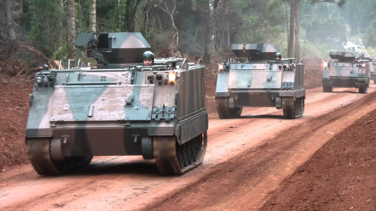 Blindado M113B (FullHD) - Exército Brasileiro