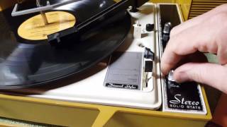 SOLD! Vintage 1970s General Electric Wildcat Record Player.
