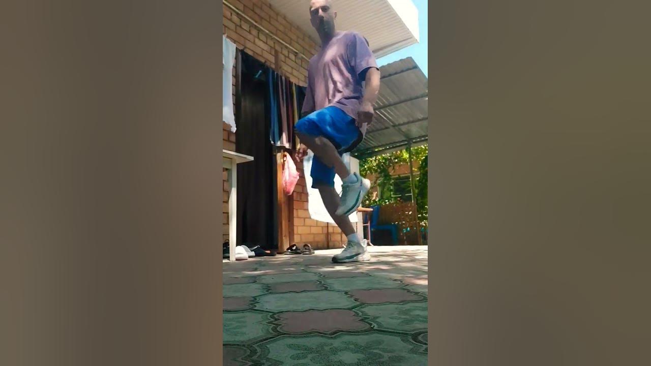Как танцевать в шорты