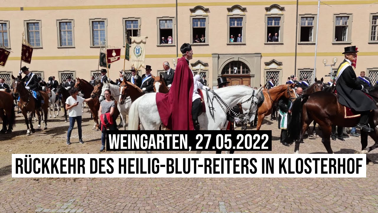 27.05.2022 #Weingarten #Blutritt-#Prozession mit Frauen/Übergabe Heilig-Blut-Reliquie an #Blutreiter