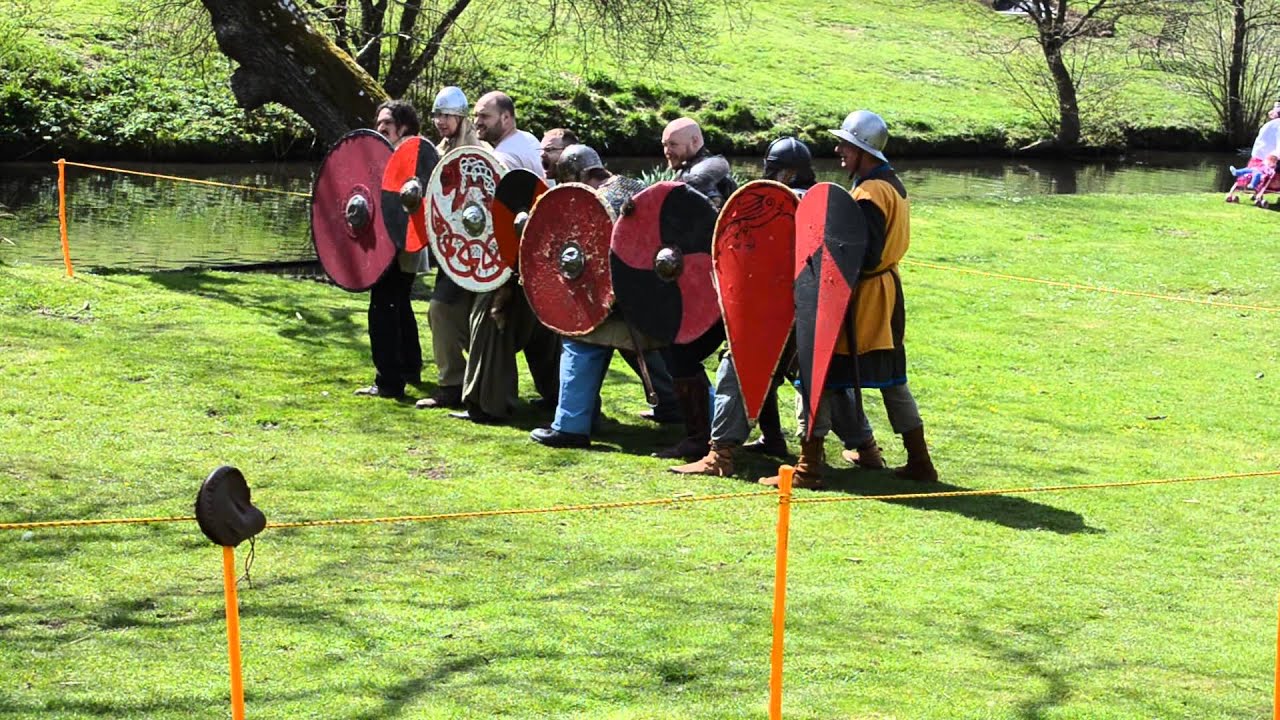 Wolfguard - Lewisson (Kingslayer) vs the wall