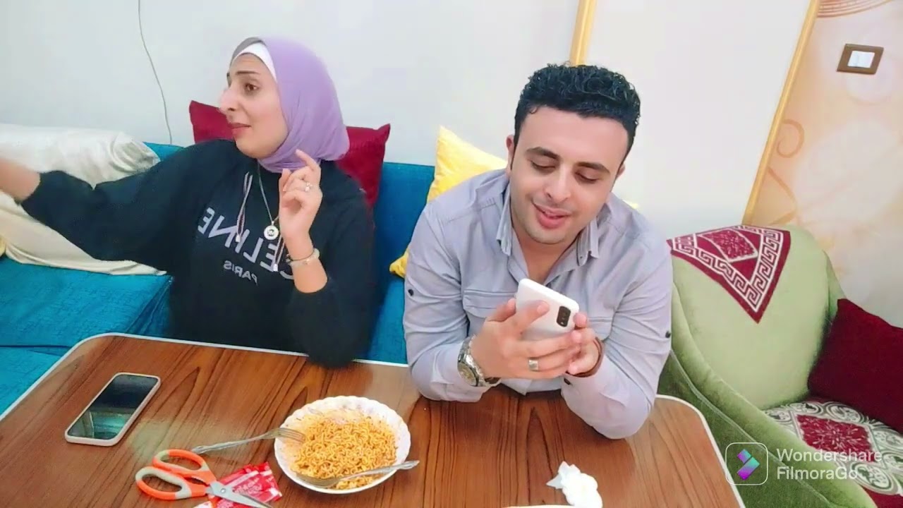 تحدي الاندومي الكوري والاسئله المحرجه (مع احمد ) عصبته🔥💪