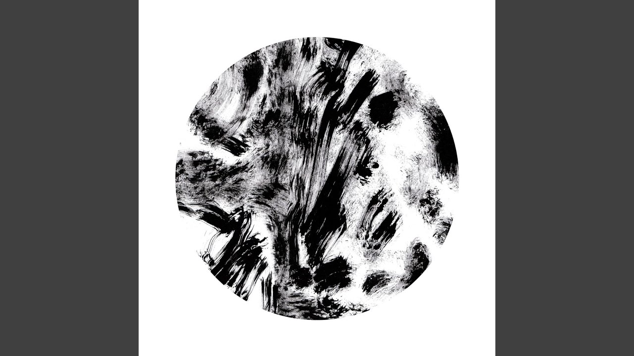 Guarda Material Traces su YouTube Guarda Material Traces su YouTube