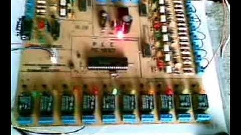 PLC CLP basado en un microcontrolador PIC