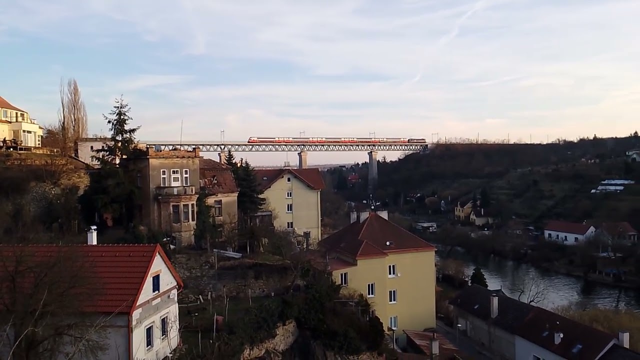 20260226 17:00 Znojemský viadukt (Znaimer Viadukt): S82 / REX3 #nordwestbahn #obb #czech