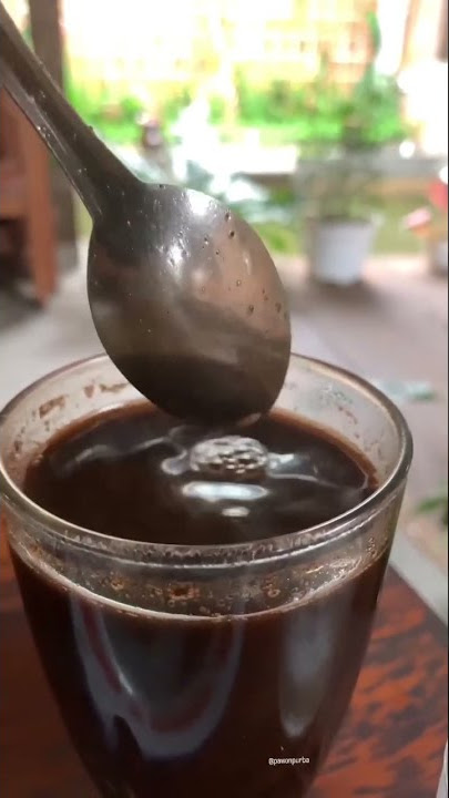 Adem adem enake ngopi..#shorts #ngopi #hujan